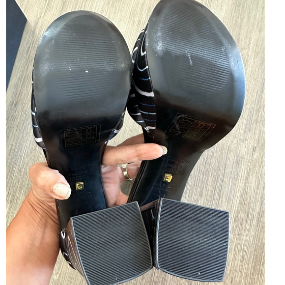 Kat Maconie Angel/Black Printed Satin Chunky High Heel Shoes like new size US 9 - Picture 13 of 16